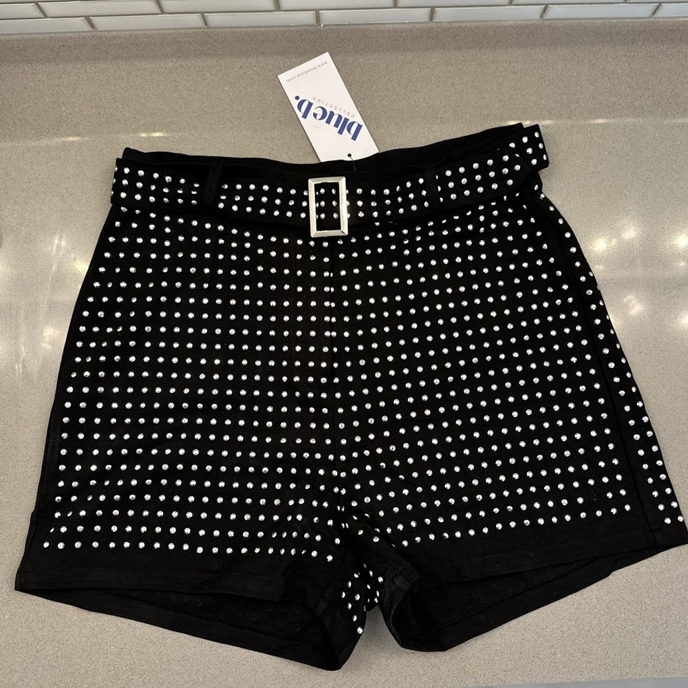 Styled Mission Shorts